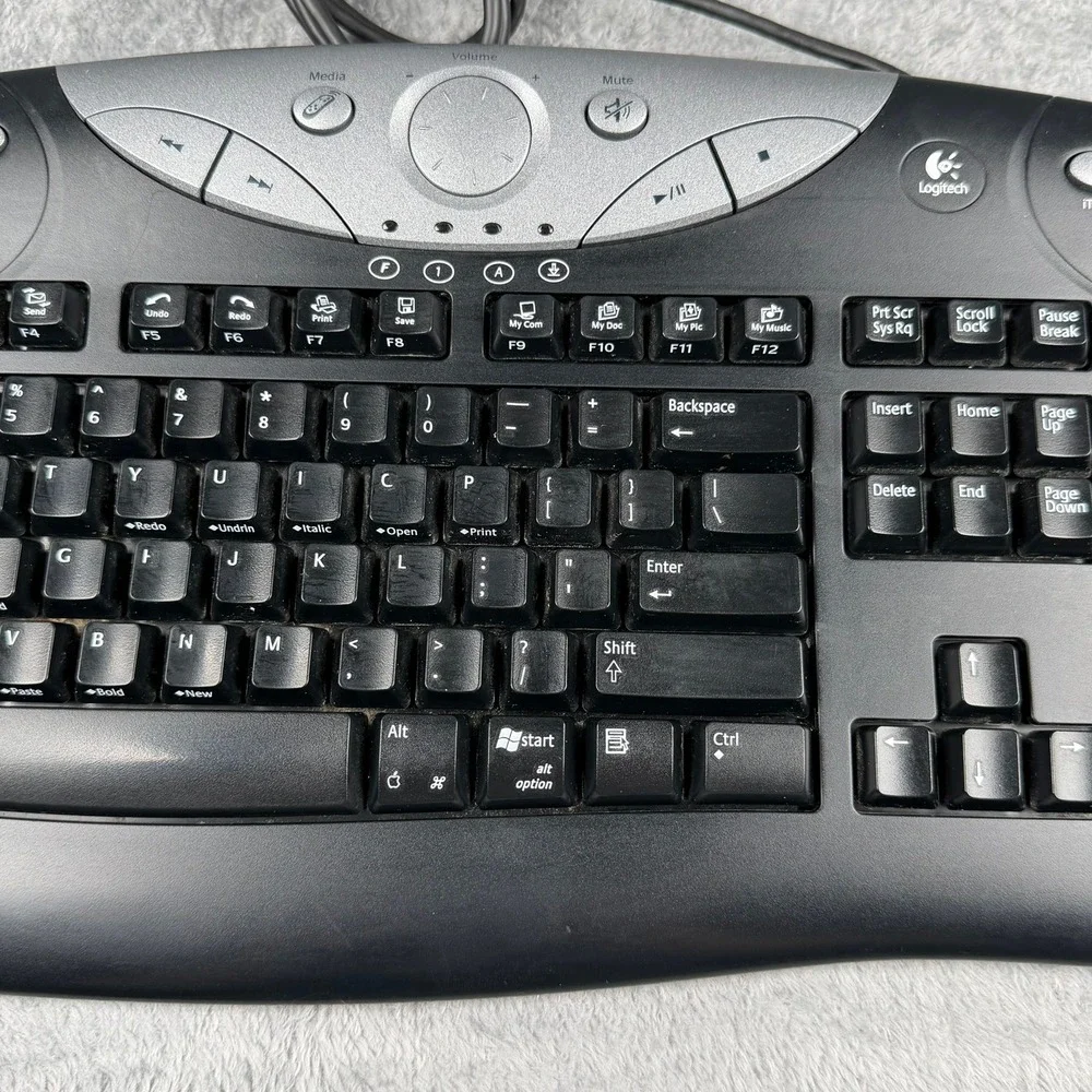 Logitech‎ Elite Keyboard Y-BF38 Wired USB Multimedia Black Silver 867225-0100